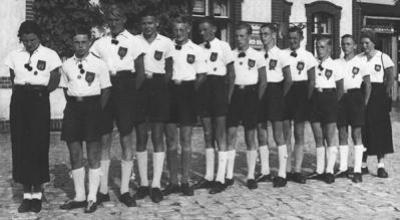 geschichte jugend zehnermannschaft1936 400px