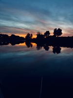 abendhimmel-spiegelung-fluss